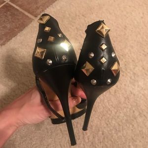 Bakers barely there black studded heels size 8.5